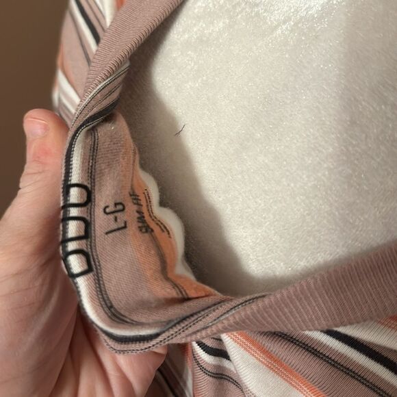 BDG Top NWOTWith Defects Pictured Large - Picture 4 of 5